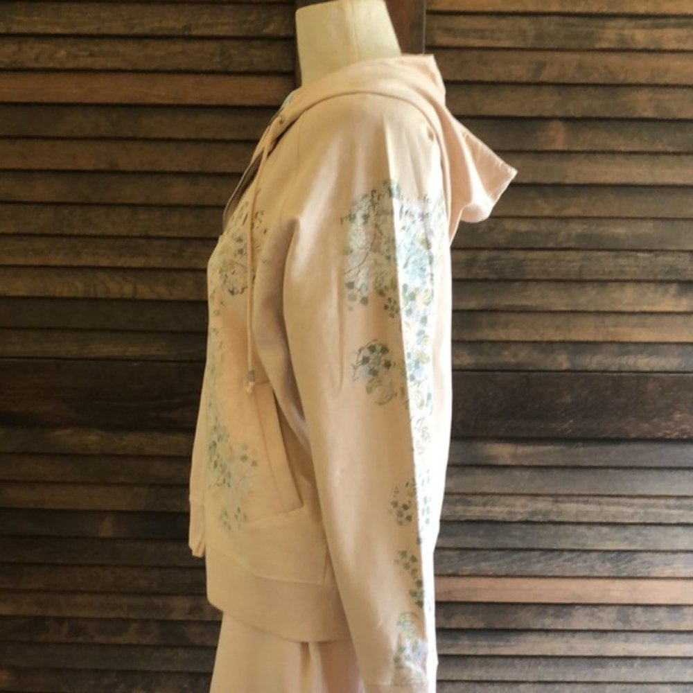 Cream Hoodie with Floral Design - Picture 8 of 12